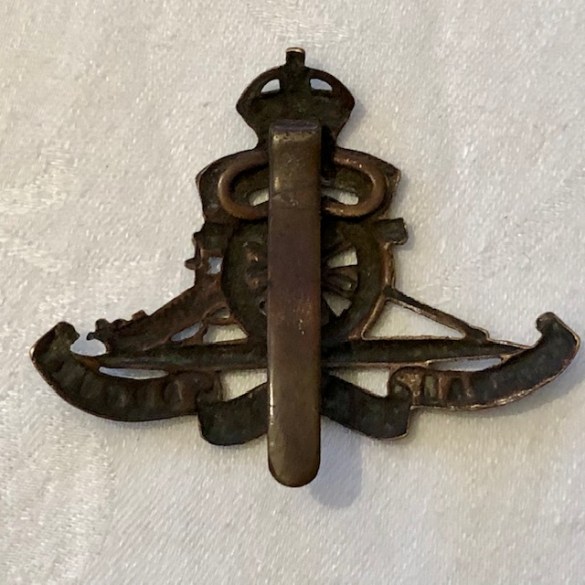 Artillery Cap Badge WW1 Rear